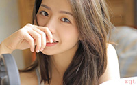居家吊带睡衣美女白嫩精致甜美诱人写真(9)