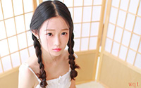 日系吊带少女性感私房写真(9)