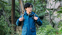 薛之谦户外帅气写真(9)