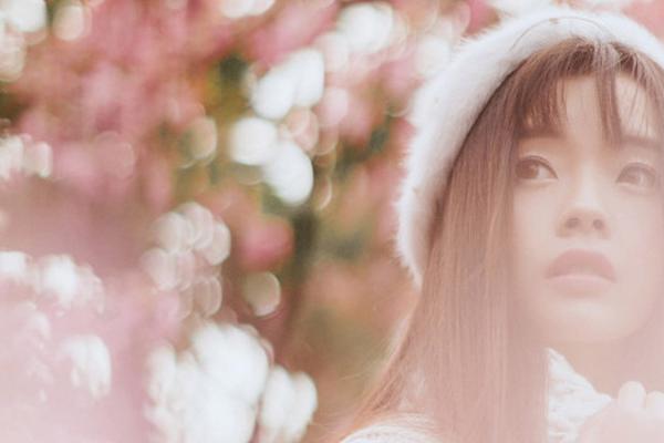 日系美女唯美户外写真(10)