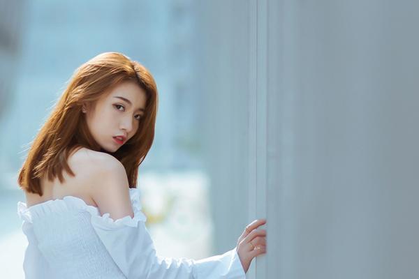 性感热裤少女迷人写真(9)