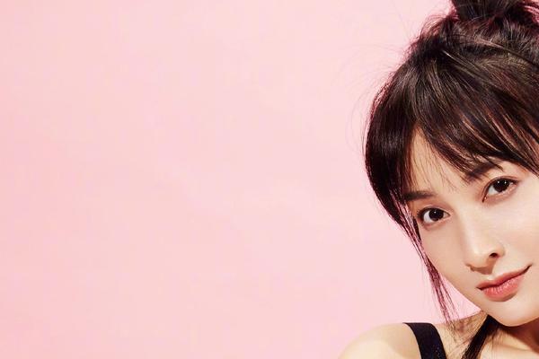 吴昕最新时尚性感写真(9)