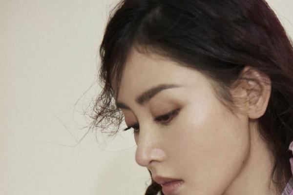 性感女神张天爱时尚优雅妩媚迷人写真(9)