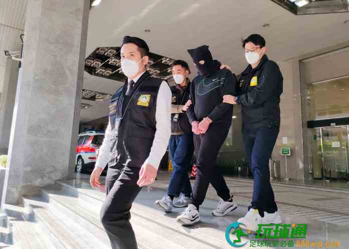設工程投資及黑兌騙局先後呃逾45萬 爛賭漢港珠澳大橋出境遇截 設工程投資及黑兌騙局先後呃逾45萬 爛賭漢港珠澳大橋出境遇截