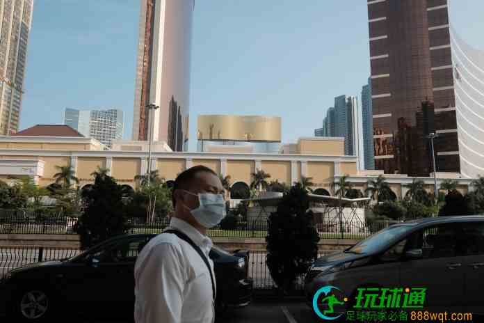 進入澳門賭場毋須強制戴口罩 博企員工上班可自行選擇 進入澳門賭場毋須強制戴口罩 博企員工上班可自行選擇