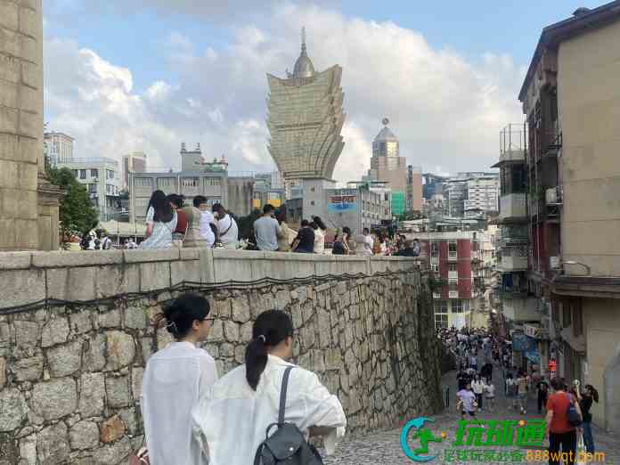 暑假將至文綺華指澳門酒店房已全開 旅客人均消費較疫前翻倍 暑假將至文綺華指澳門酒店房已全開 旅客人均消費較疫前翻倍