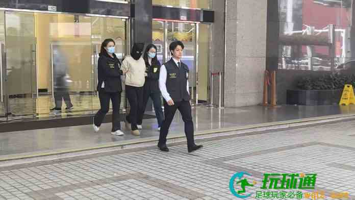 珠寶店涉不法匯兌女店員被捕 去年4月至今交易額逾4000萬元 珠寶店涉不法匯兌女店員被捕 去年4月至今交易額逾4000萬元
