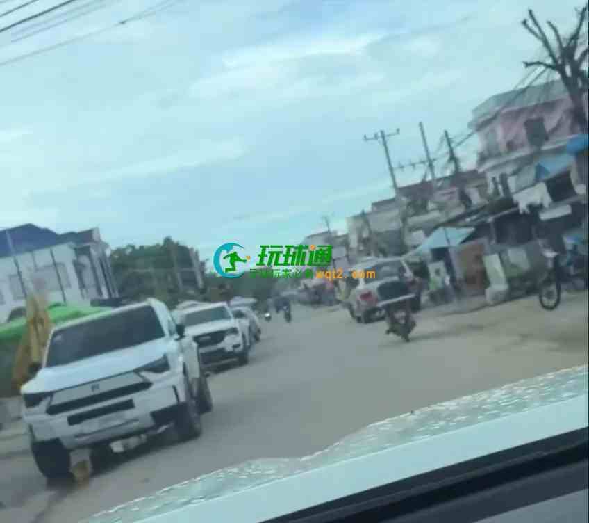 木牌义乌小商品街民房遭包围检查